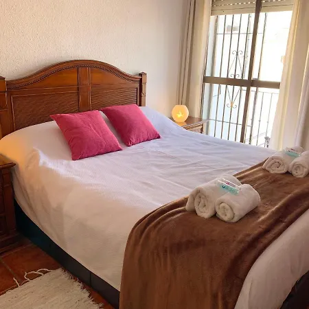 Precioso Duplex Centrico Con Terraza De 25 M² Ronda